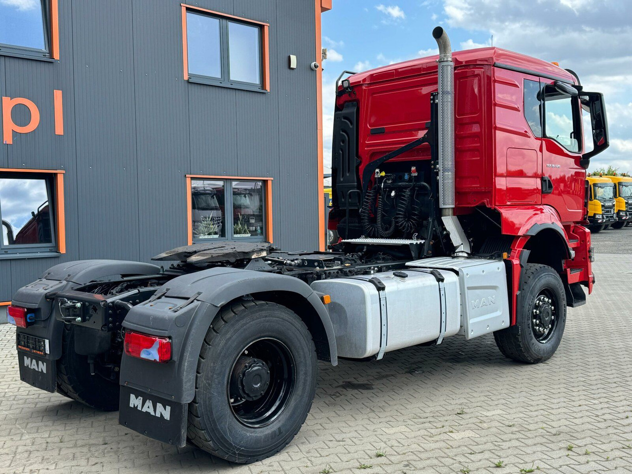 MAN TGS 18.520 4x4 SZM - Kipphyd. Blatt Luft Pritard - Tracteur routier: photos 5 MAN TGS 18.520 4x4 SZM - Kipphyd. Blatt Luft Pritard - Tracteur routier: photos 5