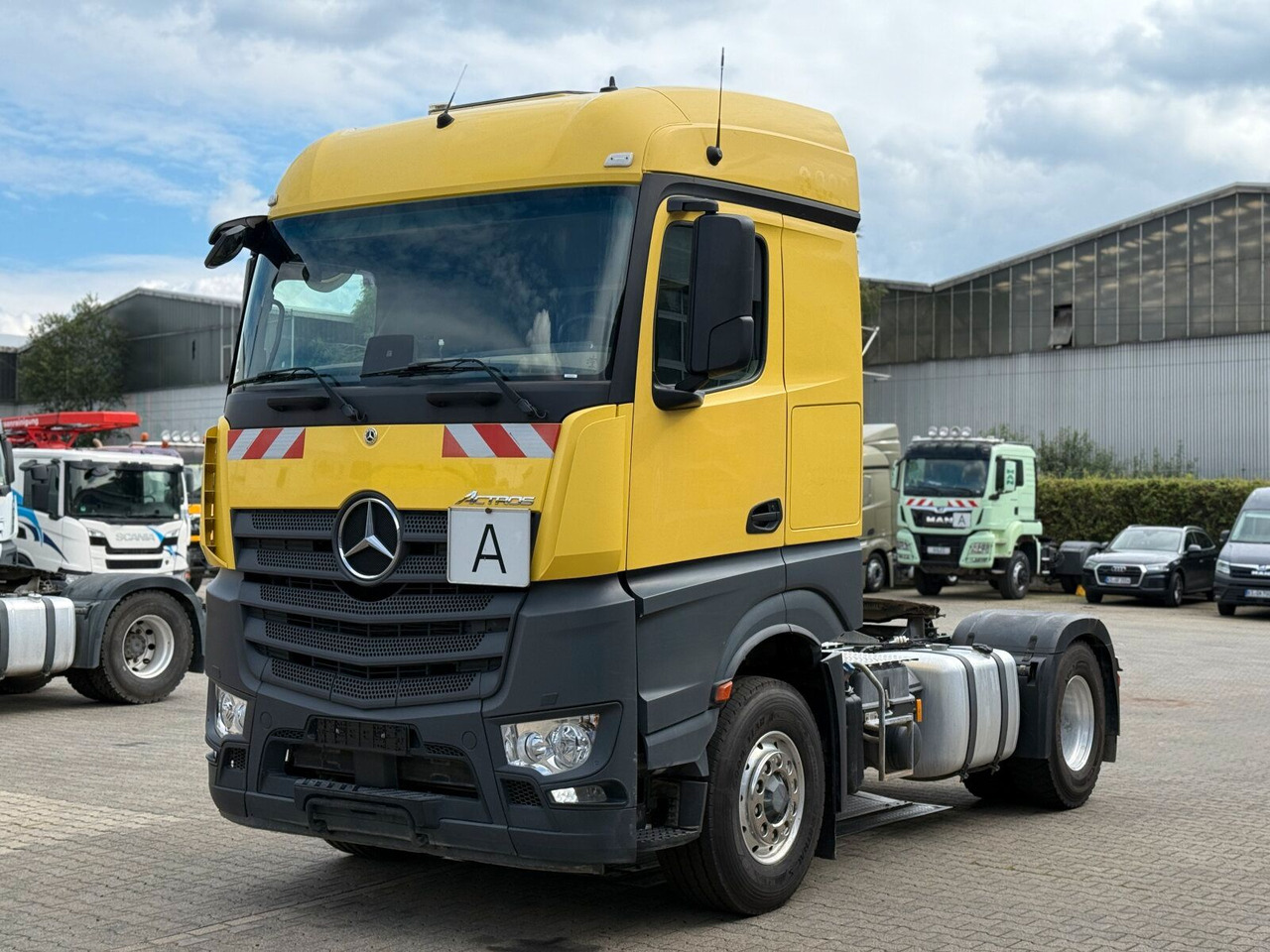 Mercedes-Benz ACTROS 1846 4x4 HAD Eur 6 Kipphydraulik Retarder - Tracteur routier: photos 2 Mercedes-Benz ACTROS 1846 4x4 HAD Eur 6 Kipphydraulik Retarder - Tracteur routier: photos 2