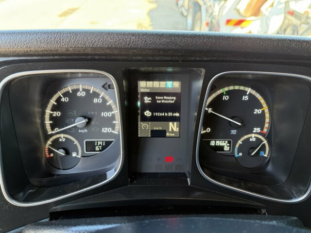 Mercedes-Benz Actros 1845 LS SZM 4x2 Kipphydraulik Retarder - Tracteur routier: photos 2 Mercedes-Benz Actros 1845 LS SZM 4x2 Kipphydraulik Retarder - Tracteur routier: photos 2