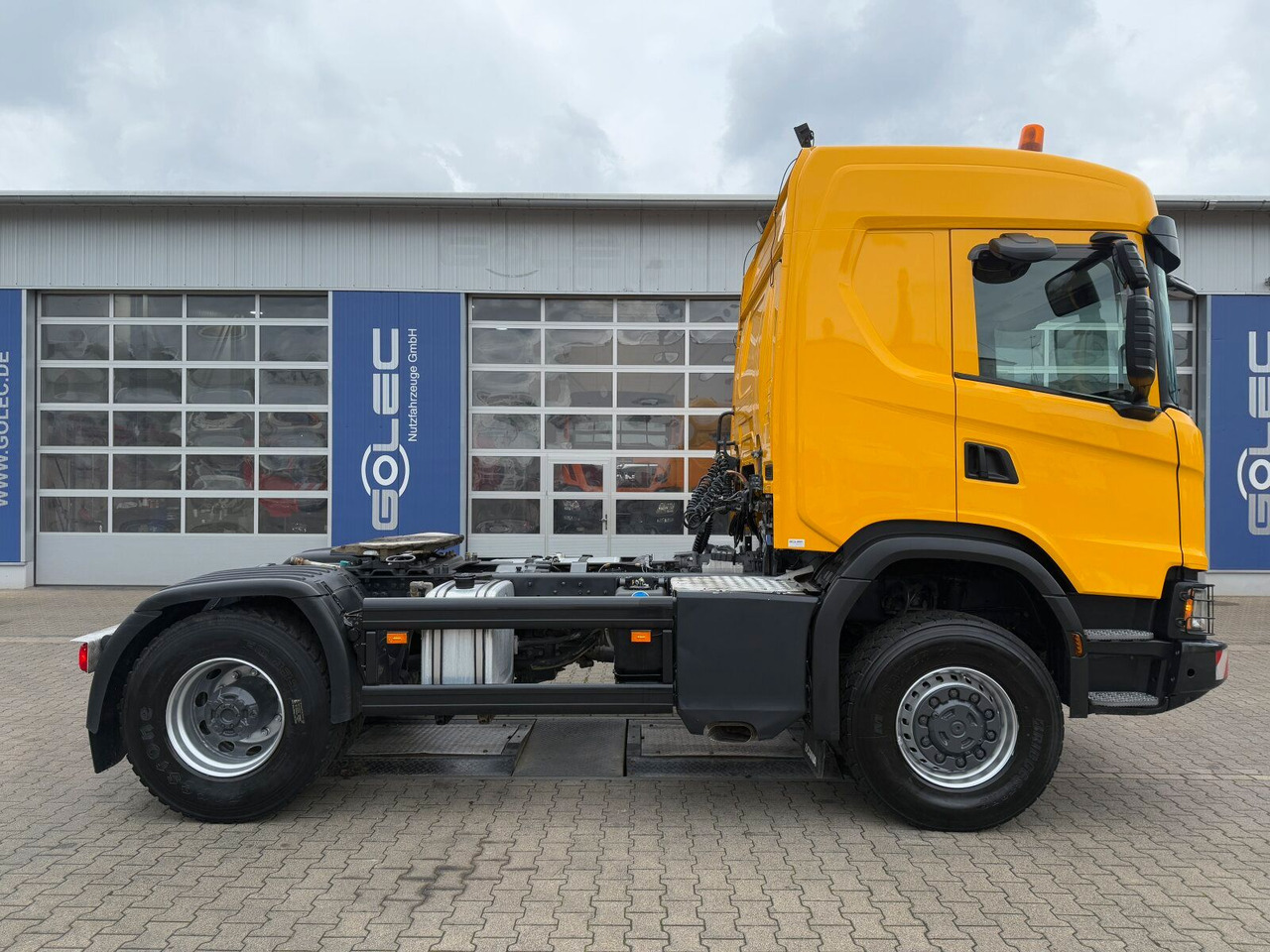 Scania G450 XT 4x4 Euro 6 SZM Kipphydraulik Blatt/ Luft - Tracteur routier: photos 2 Scania G450 XT 4x4 Euro 6 SZM Kipphydraulik Blatt/ Luft - Tracteur routier: photos 2