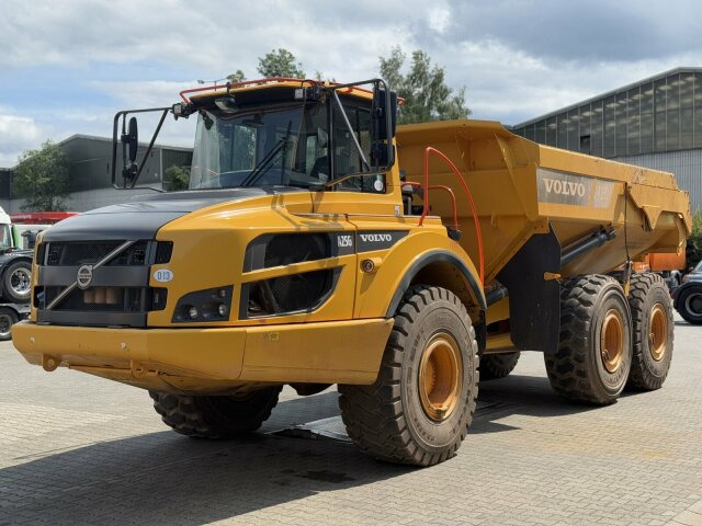Volvo A25G Dumper 10.069 h Baujahr 2021 - Tombereau articulé: photos 3 Volvo A25G Dumper 10.069 h Baujahr 2021 - Tombereau articulé: photos 3