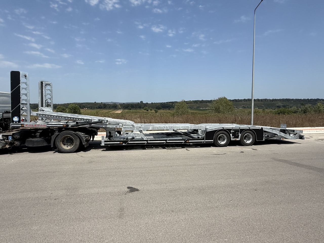 Semi-remorque porte-voitures neuf KALEPAR KLP 228V6M4 - 6 Loader Autotransporter: photos 10 Semi-remorque porte-voitures neuf KALEPAR KLP 228V6M4 - 6 Loader Autotransporter: photos 10