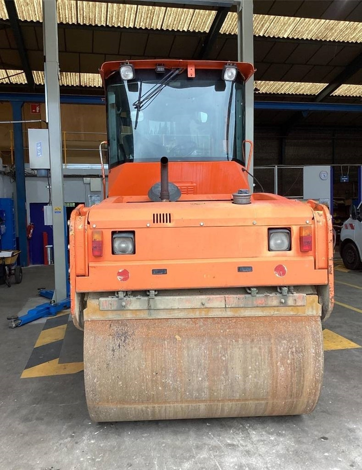 Rouleau compresseur CAT CB 434 D: photos 6