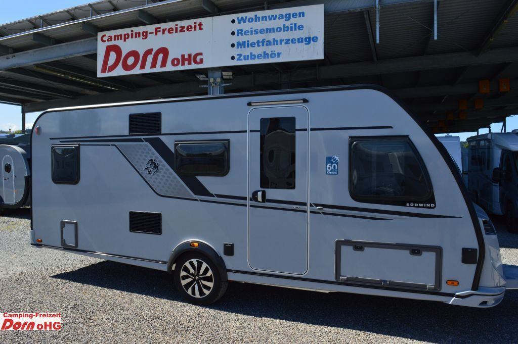 Knaus Südwind 580 QS 60 YEARS Kühlschrank 177l - Caravane: photos 1 Knaus Südwind 580 QS 60 YEARS Kühlschrank 177l - Caravane: photos 1