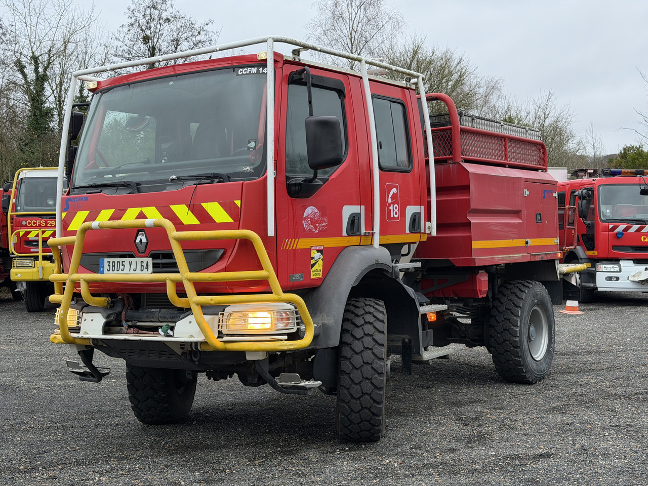 RENAULT Midlum - Camion: photos 1 RENAULT Midlum - Camion: photos 1