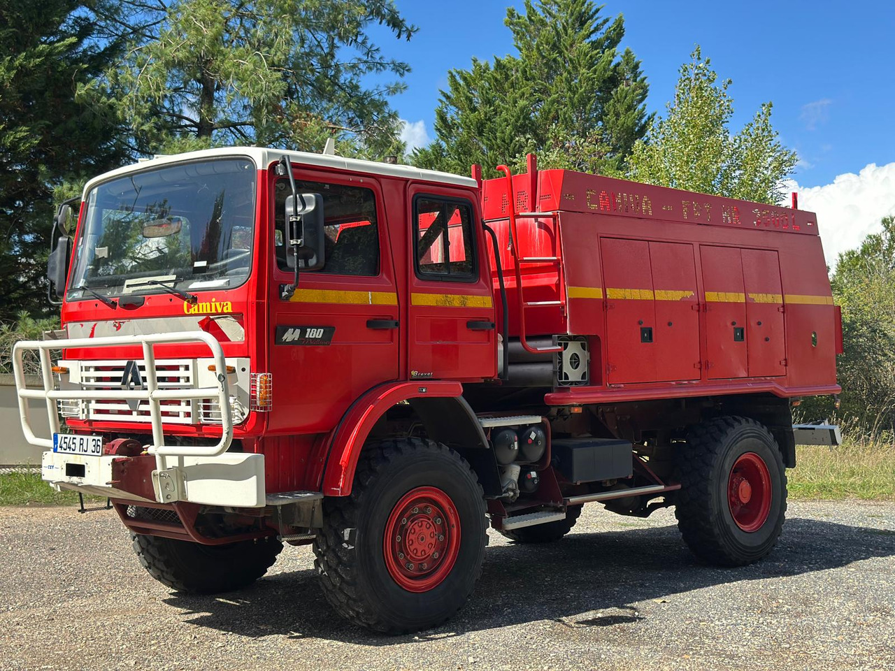 RENAULT M180 - Camion de pompier: photos 3 RENAULT M180 - Camion de pompier: photos 3