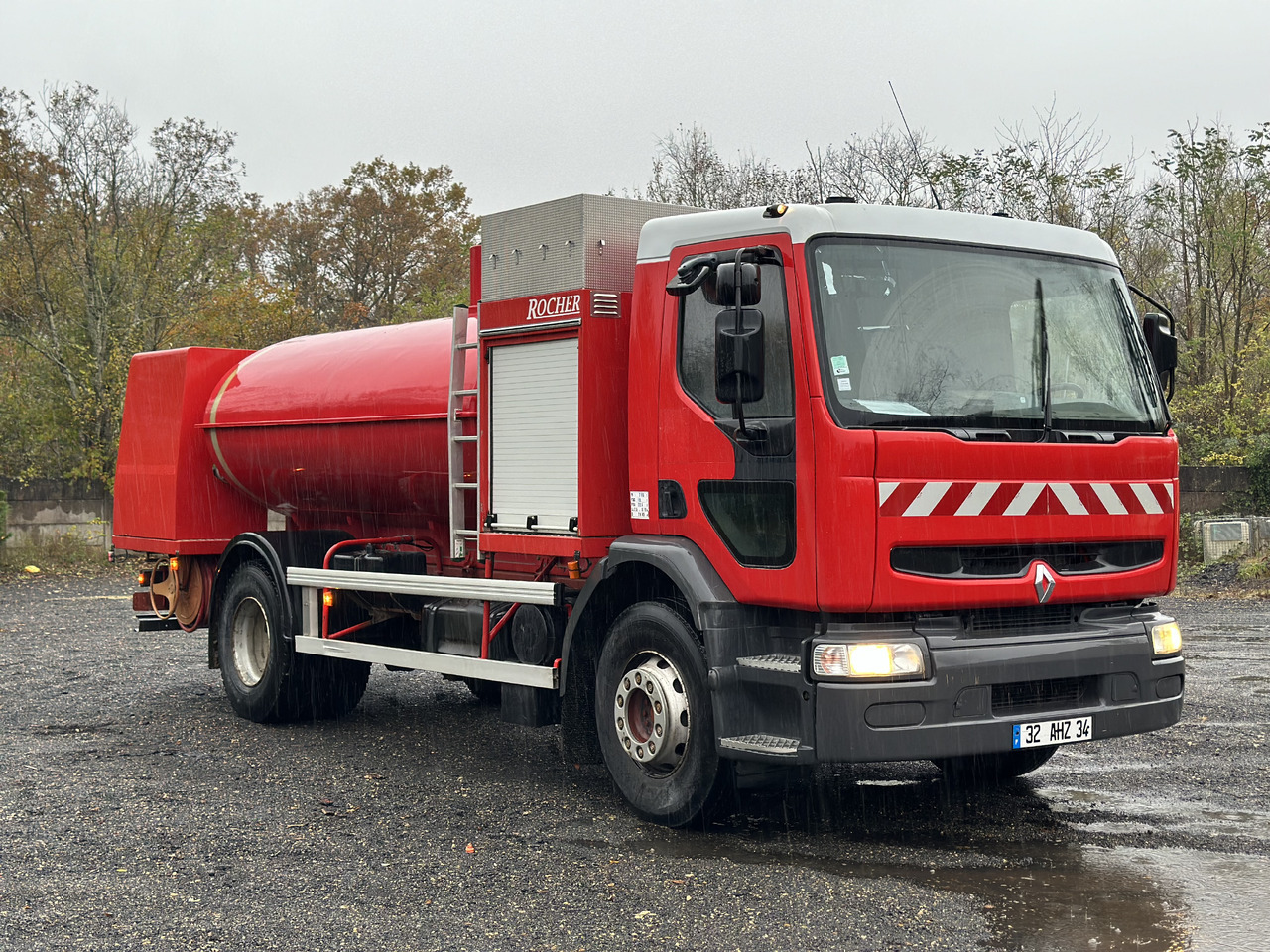 RENAULT PREMIUM - Camion de pompier: photos 3 RENAULT PREMIUM - Camion de pompier: photos 3