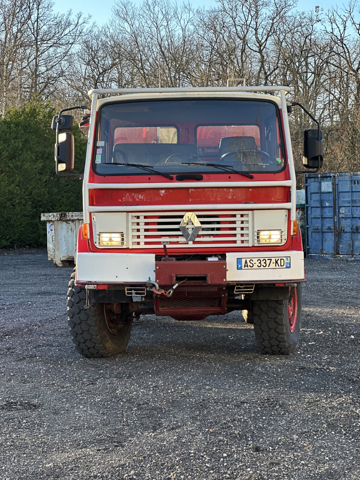 Renault M 210 - Camion de pompier: photos 4 Renault M 210 - Camion de pompier: photos 4