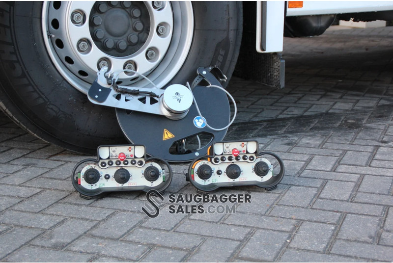 Camion hydrocureur Mercedes-Benz Arocs 3251 RSP Saugbagger 2023: photos 12
