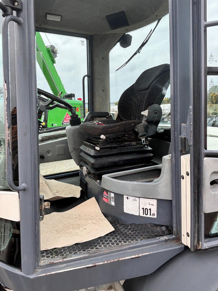 TEREX TL 80 - Chargeuse sur pneus: photos 5 TEREX TL 80 - Chargeuse sur pneus: photos 5