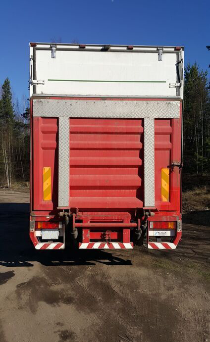SCANIA 94D.220 - Camion fourgon: photos 3 SCANIA 94D.220 - Camion fourgon: photos 3