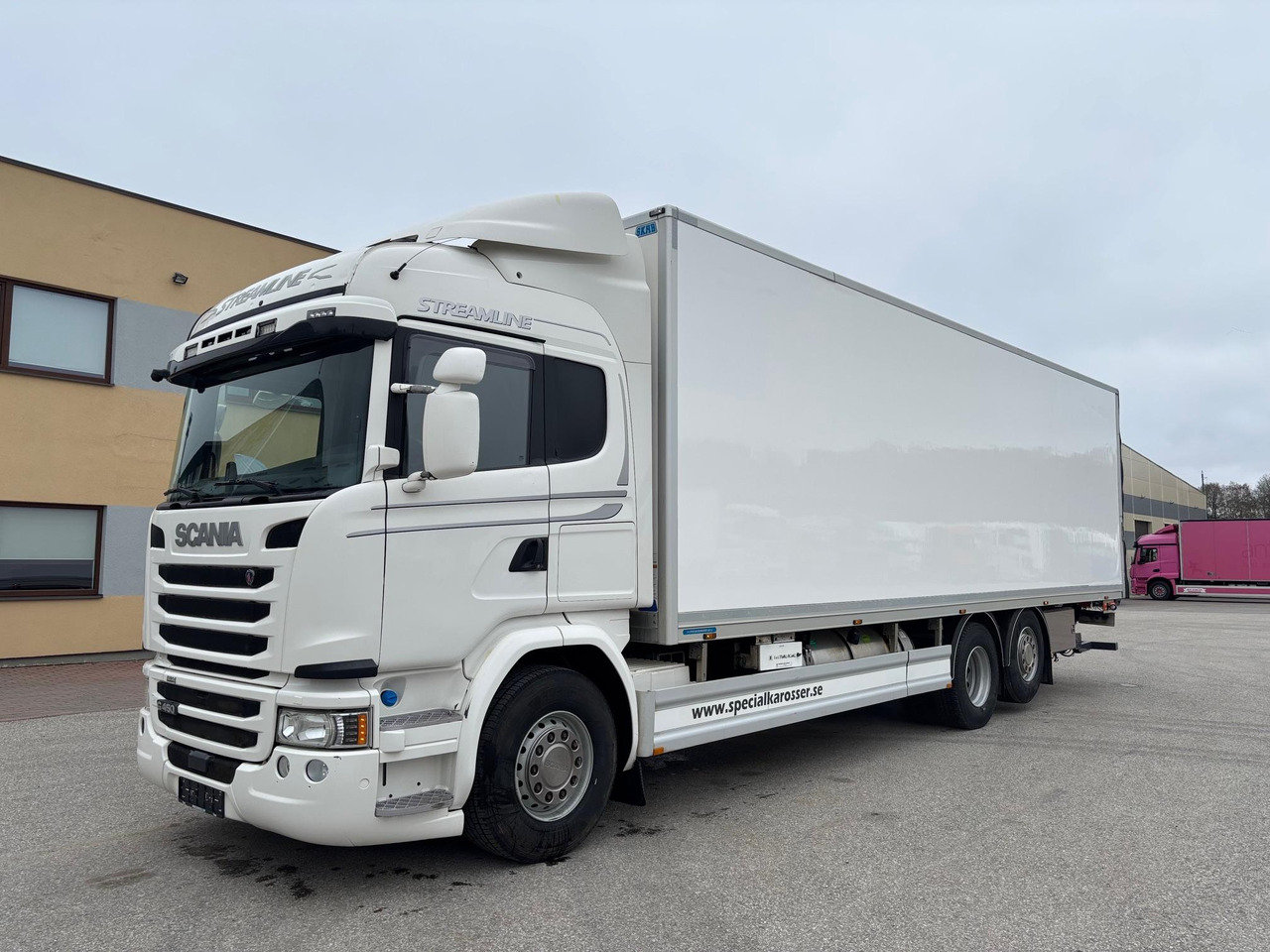 SCANIA G450 - Camion isothermique: photos 5 SCANIA G450 - Camion isothermique: photos 5