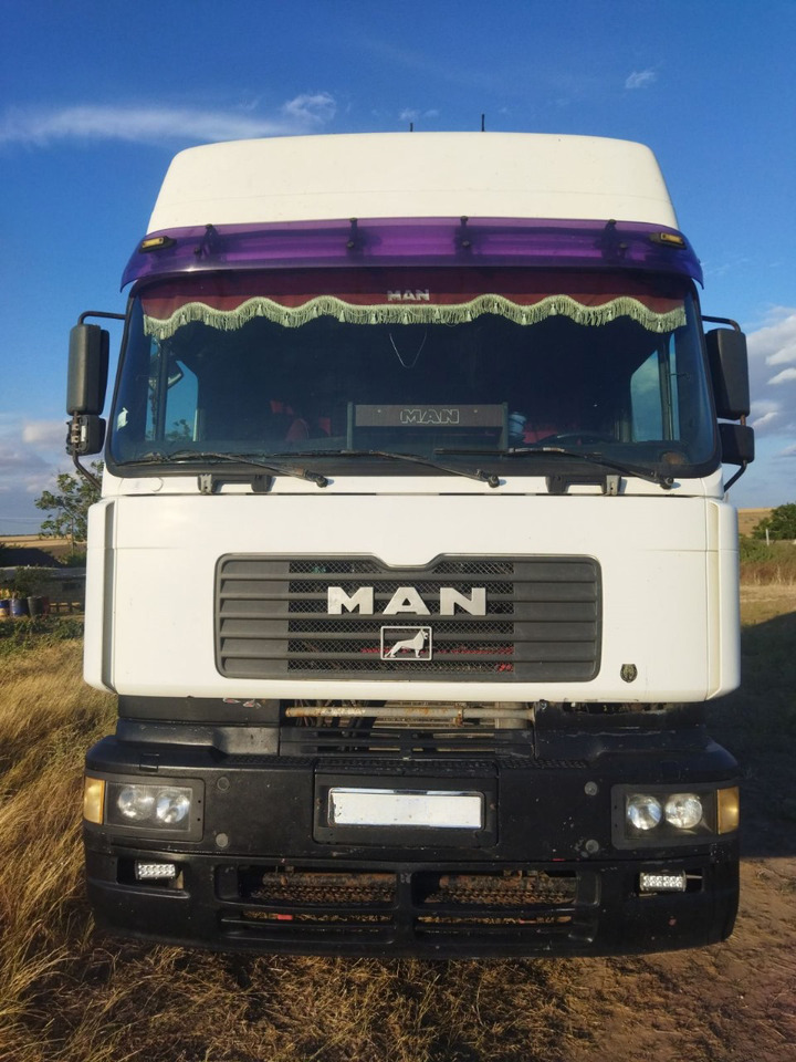 MAN 26.414 - Tracteur routier: photos 3 MAN 26.414 - Tracteur routier: photos 3