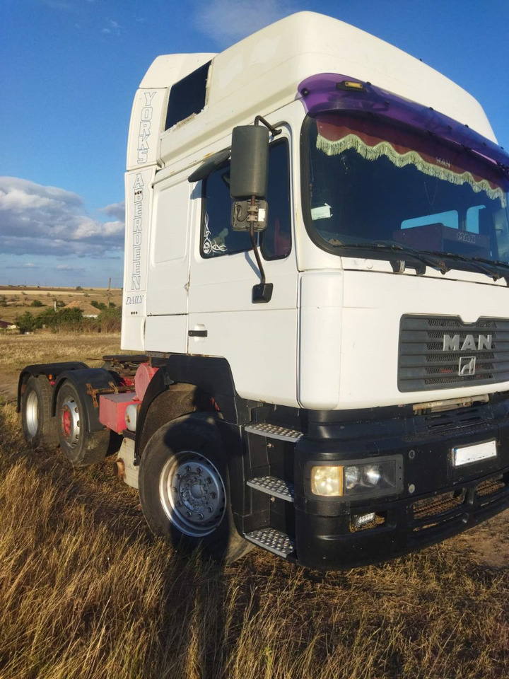 MAN 26.414 - Tracteur routier: photos 1 MAN 26.414 - Tracteur routier: photos 1
