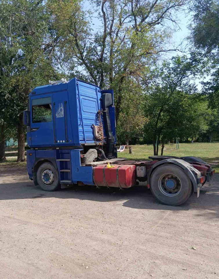 RENAULT Magnum 430 - Tracteur routier: photos 3 RENAULT Magnum 430 - Tracteur routier: photos 3