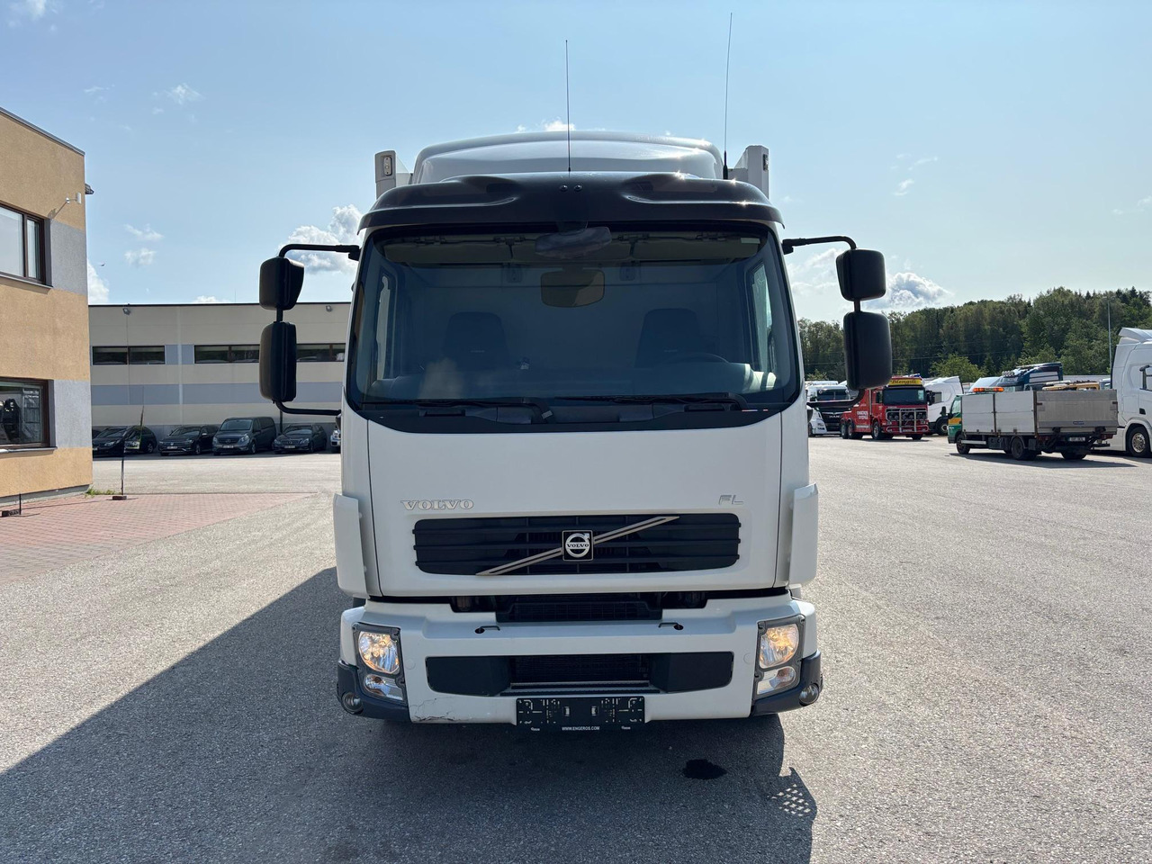 VOLVO FL240 - Camion frigorifique: photos 2 VOLVO FL240 - Camion frigorifique: photos 2