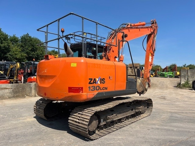Hitachi ZX 130 LC N-5 - Pelle sur chenille: photos 4 Hitachi ZX 130 LC N-5 - Pelle sur chenille: photos 4