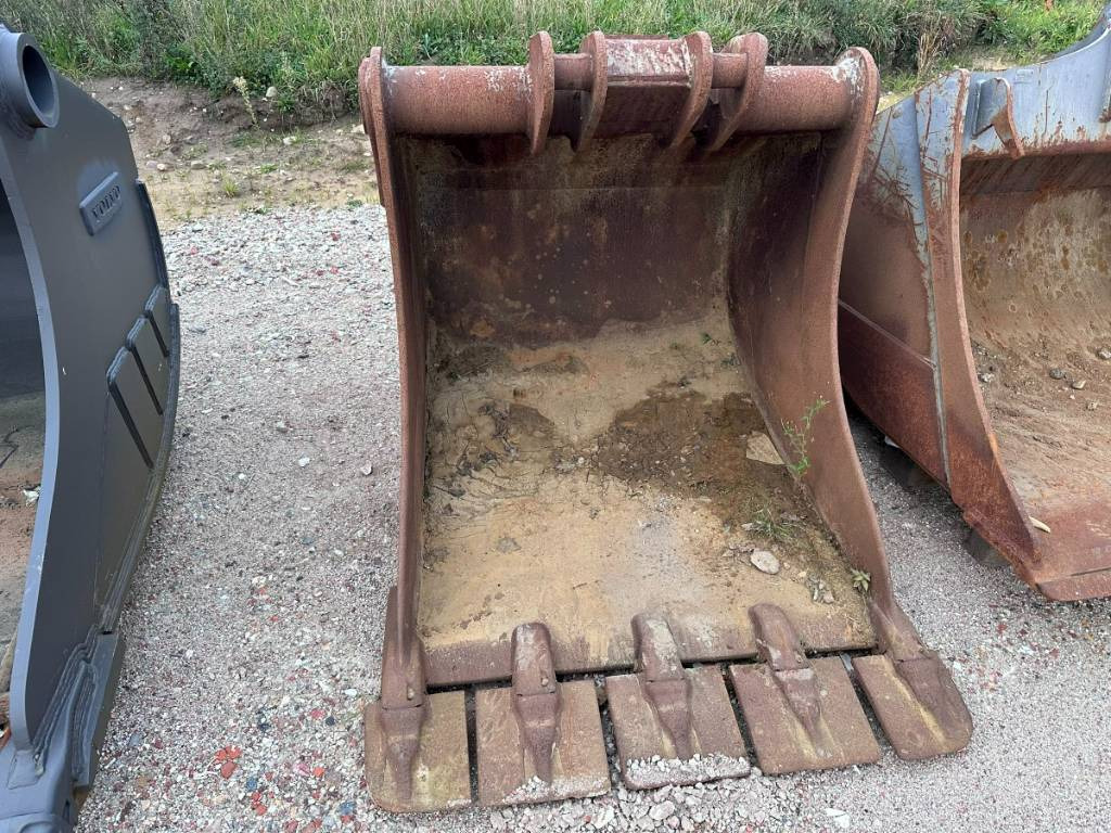 Volvo S 1 Tieflöffel - bucket 1.200 mm ca. 1.2 m³ - Godet pour pelle: photos 1 Volvo S 1 Tieflöffel - bucket 1.200 mm ca. 1.2 m³ - Godet pour pelle: photos 1