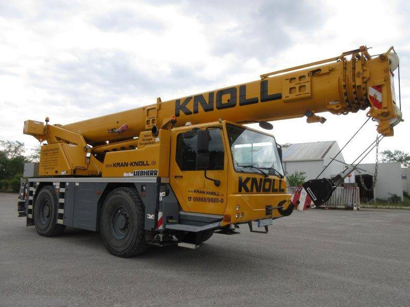 Liebherr LTM 1040-2.1 - Grue tout-terrain: photos 4 Liebherr LTM 1040-2.1 - Grue tout-terrain: photos 4