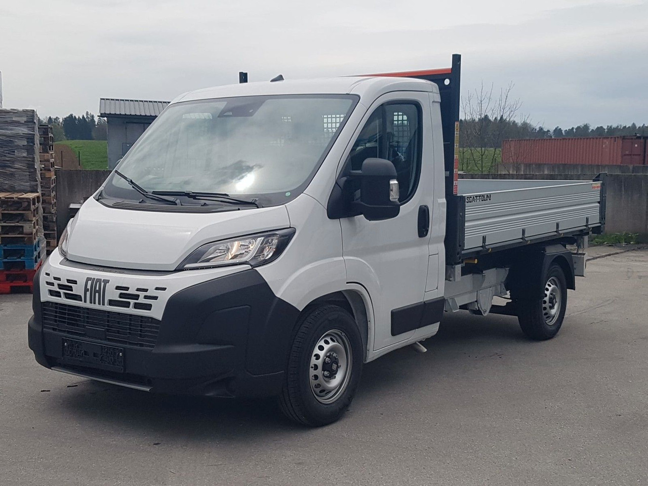 Fiat Ducato 35H L2H1 EKA 3-Seiten-Kipper 180 PS AHK - Utilitaire benne: photos 1 Fiat Ducato 35H L2H1 EKA 3-Seiten-Kipper 180 PS AHK - Utilitaire benne: photos 1