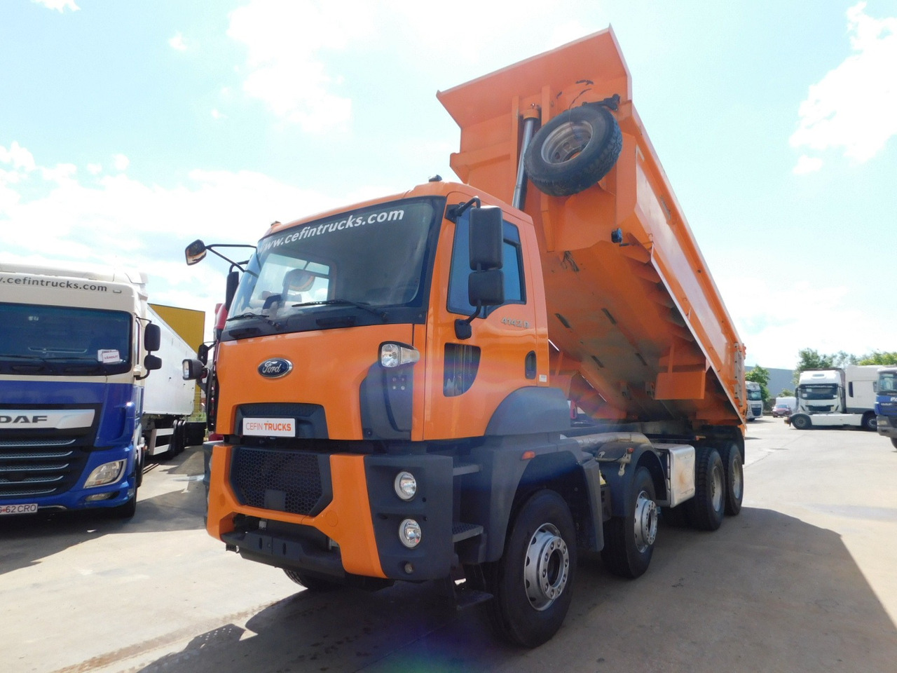 Ford 4142d 8x4 dcab e6 16s2230 - Camion benne: photos 1 Ford 4142d 8x4 dcab e6 16s2230 - Camion benne: photos 1