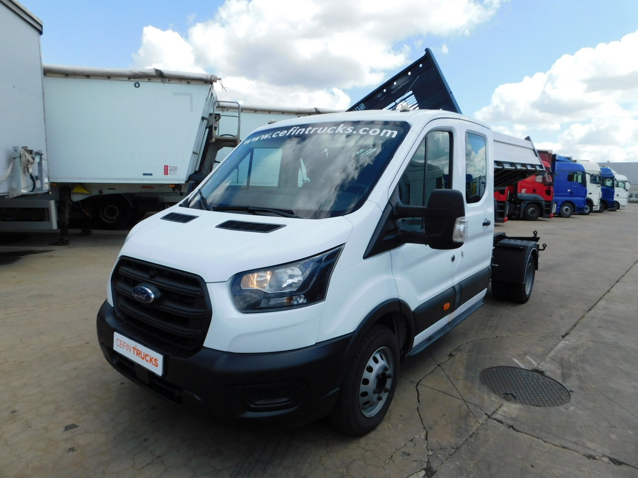 Ford Transit - Utilitaire benne: photos 1 Ford Transit - Utilitaire benne: photos 1