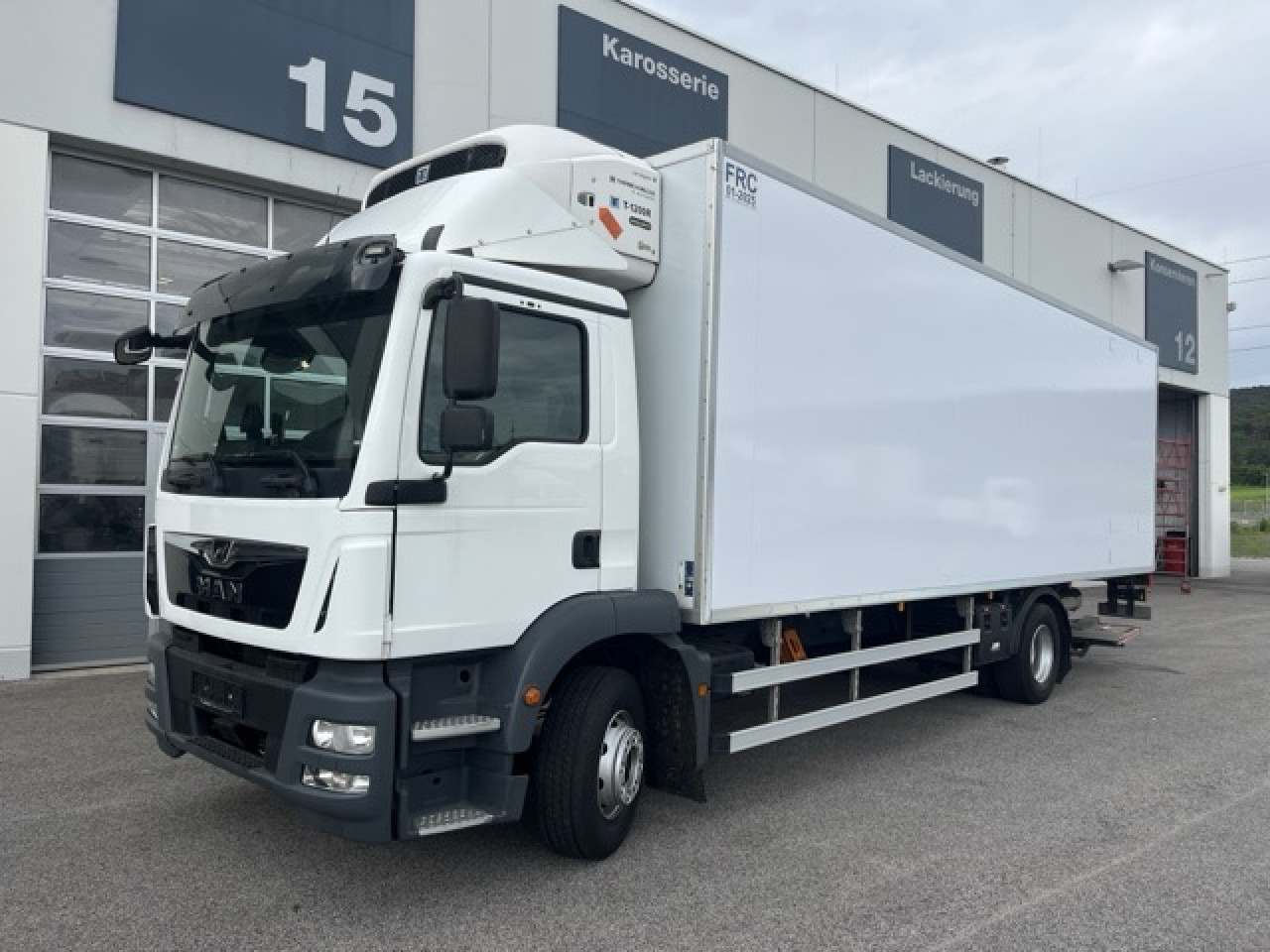 MAN TGM 15.290 4x2 LL Tiefkühler ATP 08.2028 Euro6 - Utilitaire frigorifique: photos 1 MAN TGM 15.290 4x2 LL Tiefkühler ATP 08.2028 Euro6 - Utilitaire frigorifique: photos 1