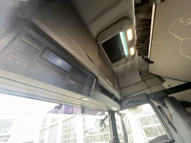 MAN TGX 26.470 6x2-4 LL - alle Achsen neu bereift AHK - Camion porte-conteneur/ Caisse mobile: photos 2 MAN TGX 26.470 6x2-4 LL - alle Achsen neu bereift AHK - Camion porte-conteneur/ Caisse mobile: photos 2