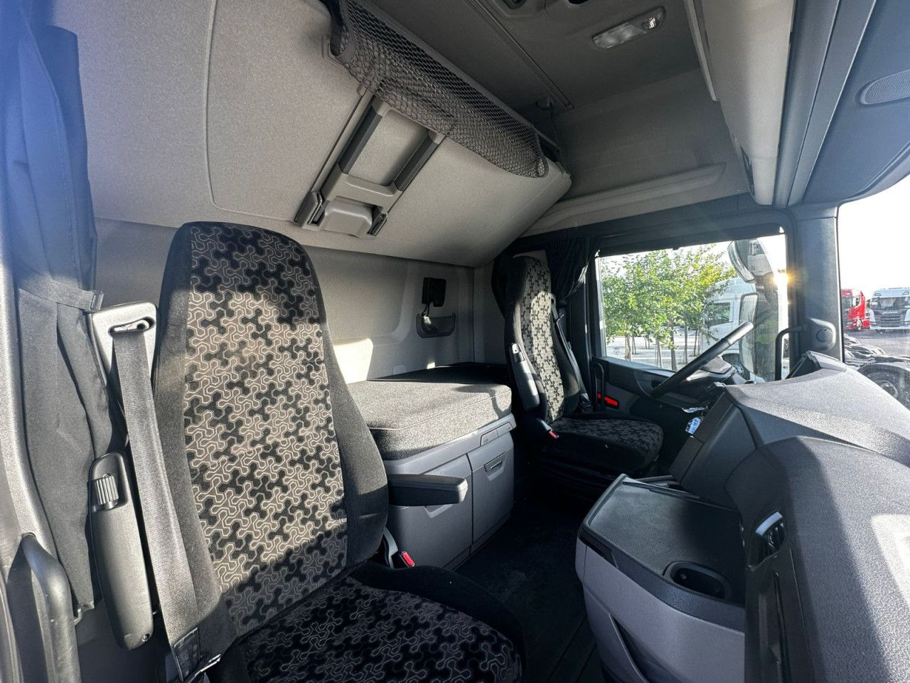 Tracteur routier Scania S 500: photos 7 Tracteur routier Scania S 500: photos 7