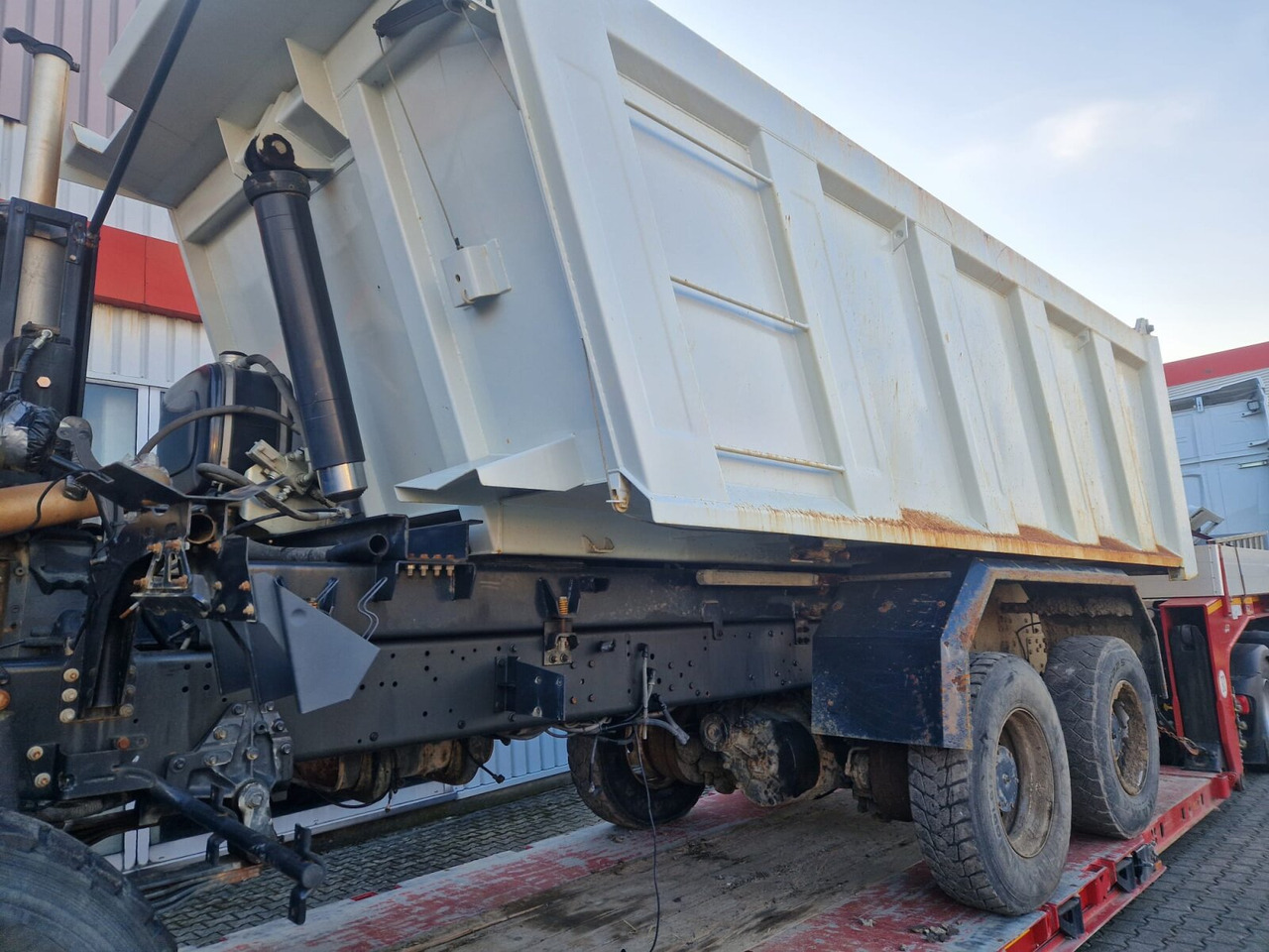 Crédit-bail de  ASTRA HHD9 6x6 ASTRA HHD9 6x6, Cursor 13 ASTRA HHD9 6x6 ASTRA HHD9 6x6, Cursor 13: photos 9