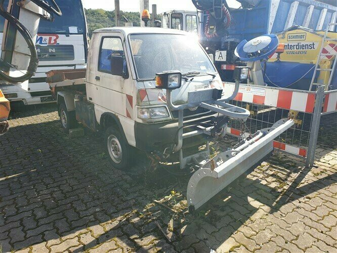 Andere S 85 4x4 PFAU S 85 4x4 - Engin de déneigement, Véhicule utilitaire: photos 1 Andere S 85 4x4 PFAU S 85 4x4 - Engin de déneigement, Véhicule utilitaire: photos 1