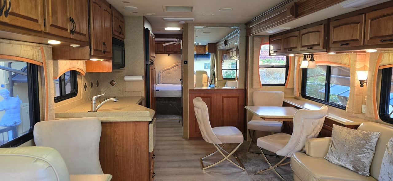 Holiday Rambler Neptune XL - Camion: photos 5 Holiday Rambler Neptune XL - Camion: photos 5