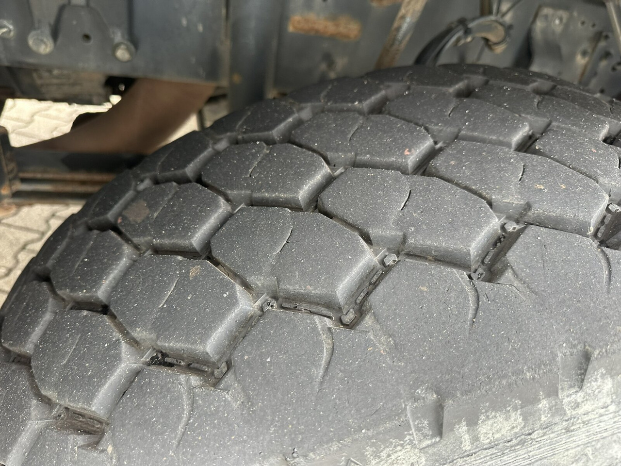 DAF CF 85.460 6x4 CF 85.460 6x4, Bordmatik links - Camion benne: photos 2 DAF CF 85.460 6x4 CF 85.460 6x4, Bordmatik links - Camion benne: photos 2