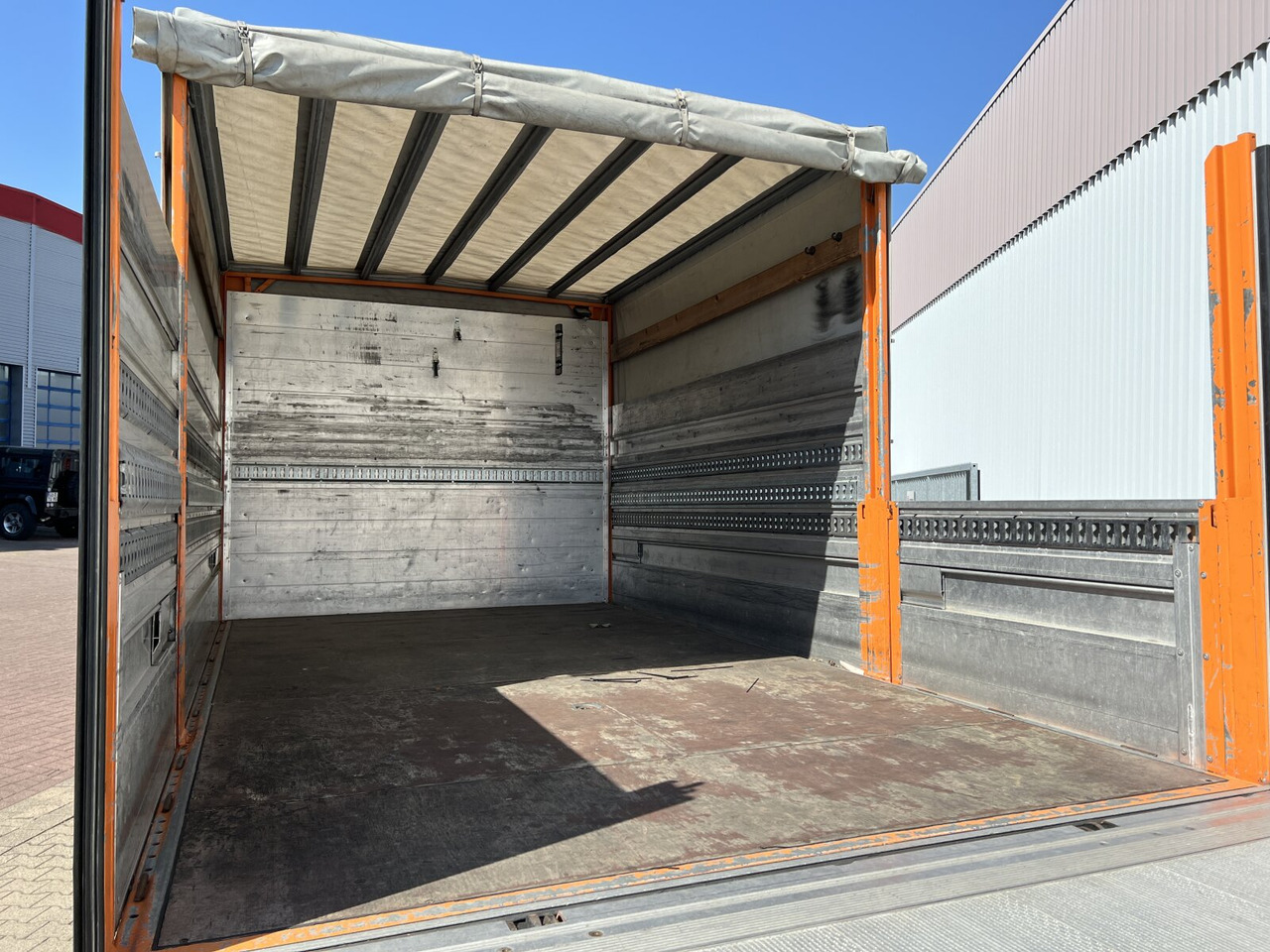 MAN TGL 7.180 4X2 BL TGL 7.180 4X2 BL mit LBW BÄR - Camion plateau: photos 3 MAN TGL 7.180 4X2 BL TGL 7.180 4X2 BL mit LBW BÄR - Camion plateau: photos 3
