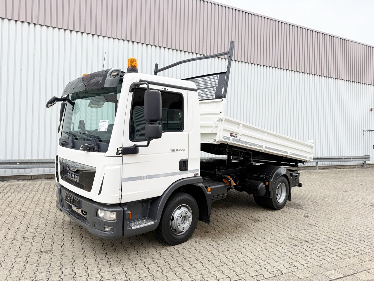 Camion benne MAN TGL 8.220 4x2 BB TGL 8.220 4x2 BB, 2x AHK: photos 1