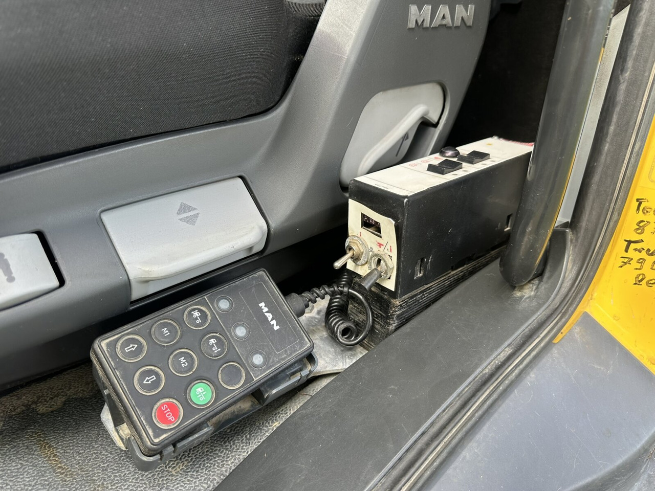 MAN TGM 15.290 4X2 BL TGM 15.290 4X2 BL, City-Abroller - Camion ampliroll: photos 2 MAN TGM 15.290 4X2 BL TGM 15.290 4X2 BL, City-Abroller - Camion ampliroll: photos 2