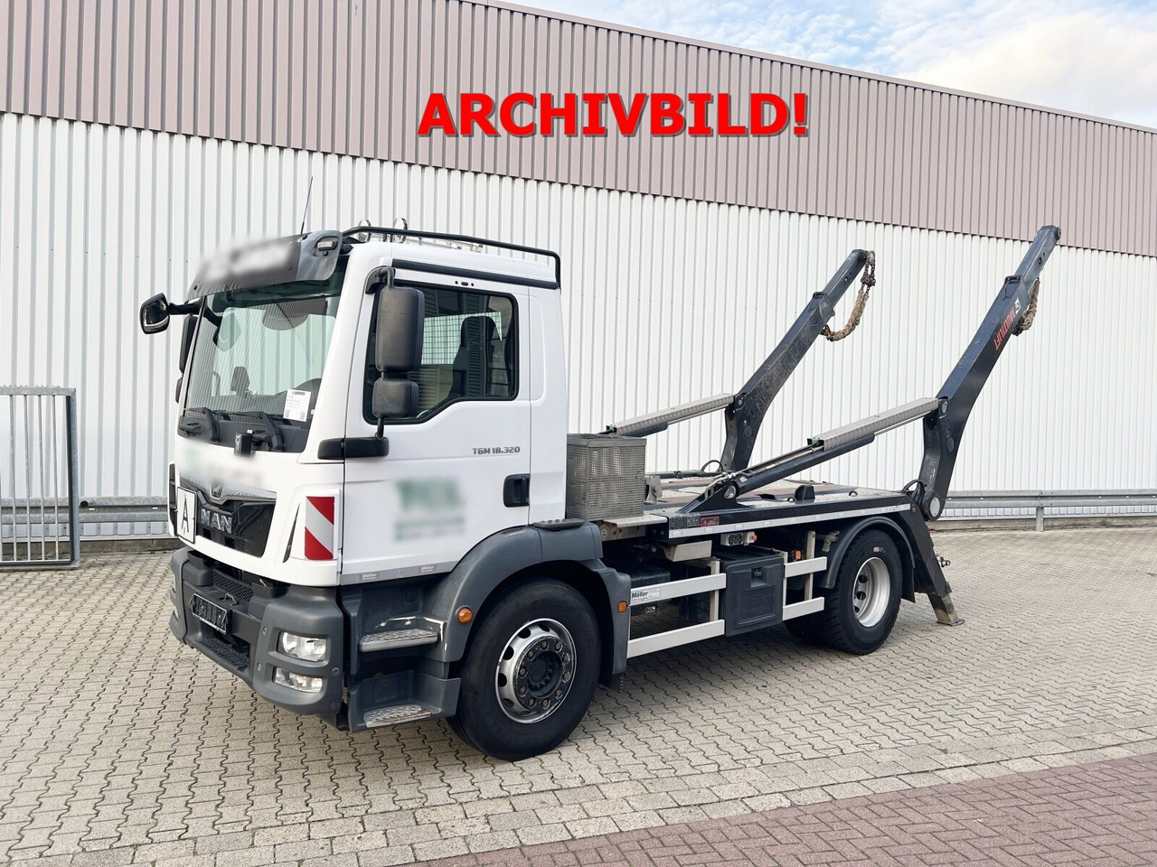 MAN TGM 18.320 4x2 BL TGM 18.320 4x2 BL, Hiab Tele-Absetzanlage, Funk - Camion multibenne: photos 1 MAN TGM 18.320 4x2 BL TGM 18.320 4x2 BL, Hiab Tele-Absetzanlage, Funk - Camion multibenne: photos 1