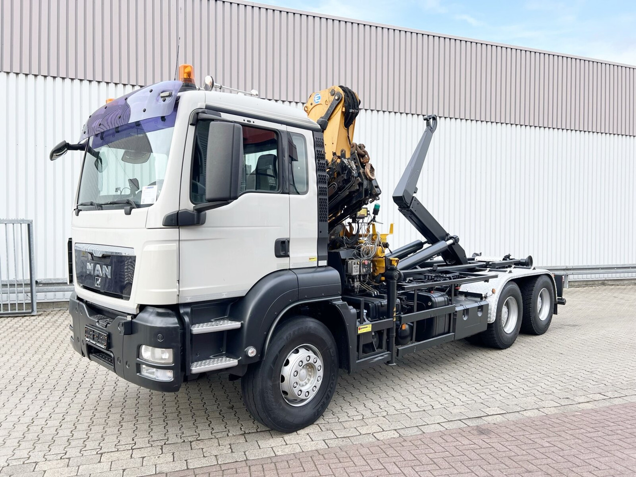 MAN TGS 33.440 6X4 BL TGS 33.440 6X4 BL mit Kran Effer 165-3S, Funk - Camion ampliroll, Camion grue: photos 1 MAN TGS 33.440 6X4 BL TGS 33.440 6X4 BL mit Kran Effer 165-3S, Funk - Camion ampliroll, Camion grue: photos 1