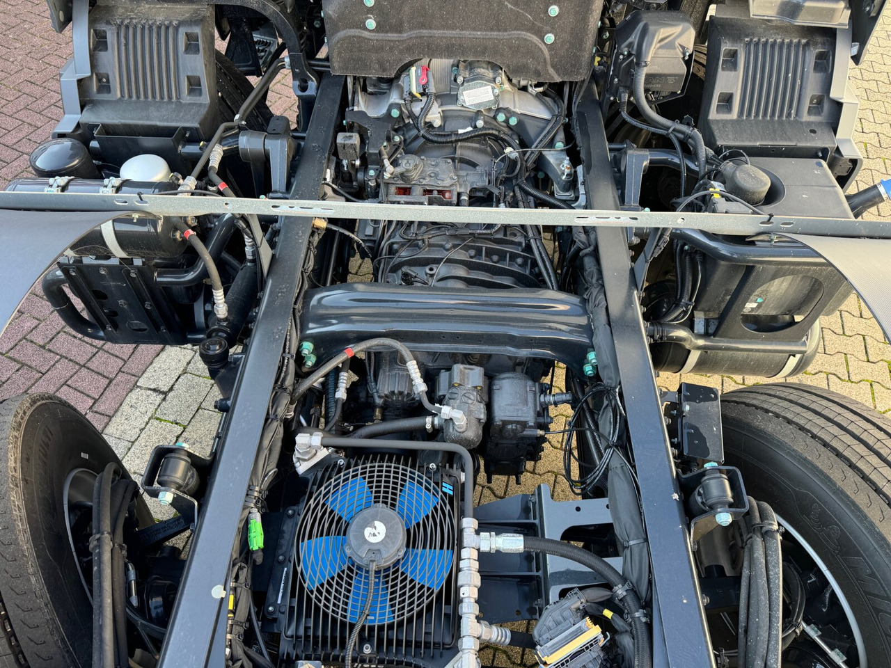 Camion benne neuf MAN TGS 35.480 8x6H BL CH TGS 35.480 8x6H BL CH, HydroDrive, Navi, Meiller 3-Seiten Kipper: photos 10