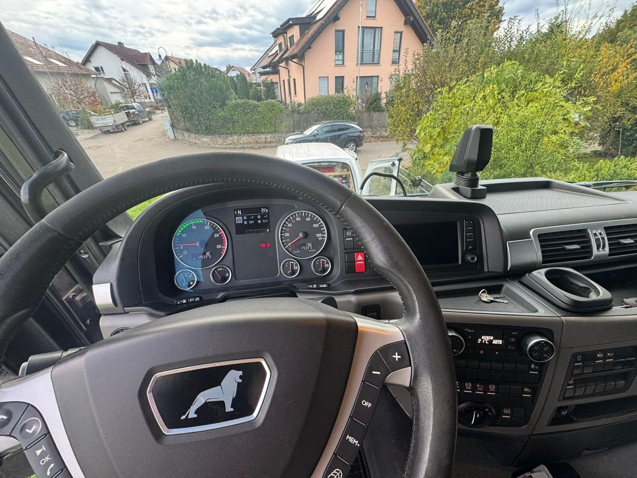 Tombereau MAN TGS 35.510 8x4 BL TGS 35.510 8x4 BL, Bordmatik: photos 8