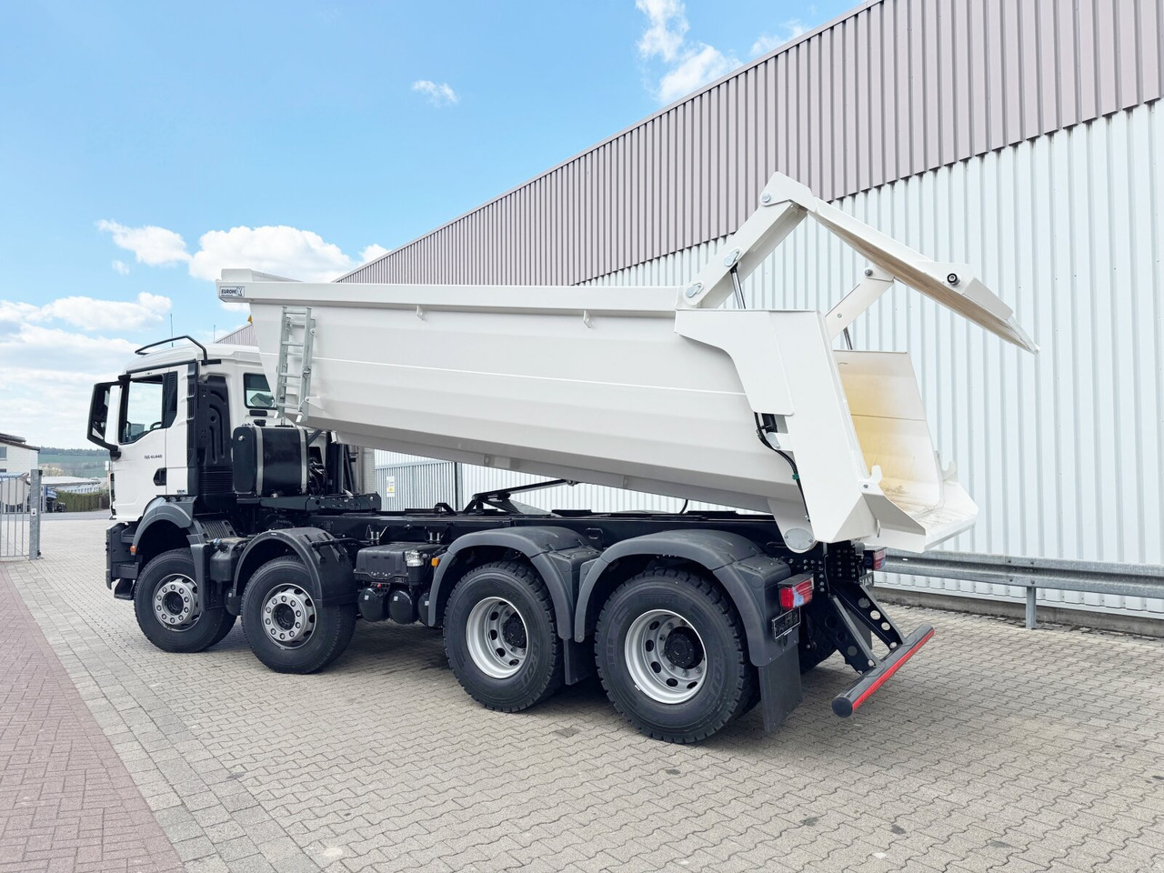 Châssis cabine neuf MAN TGS 41.440/480 8x4 BB TGS 41.440/480 8x4 BB, Mulde ca. 16m³ mit hydraulischer Heckklappe, mehrfach VORHANDEN: photos 14