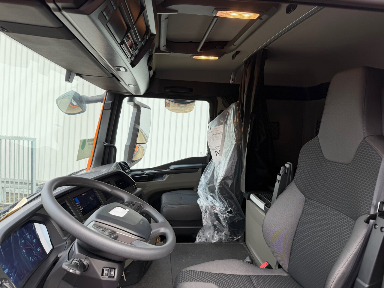 MAN TGS 41.440 8x4 BB CH TGS 41.440 8x4 BB CH, Retarder, MEHRFACH VORHANDEN! - Châssis cabine: photos 3 MAN TGS 41.440 8x4 BB CH TGS 41.440 8x4 BB CH, Retarder, MEHRFACH VORHANDEN! - Châssis cabine: photos 3