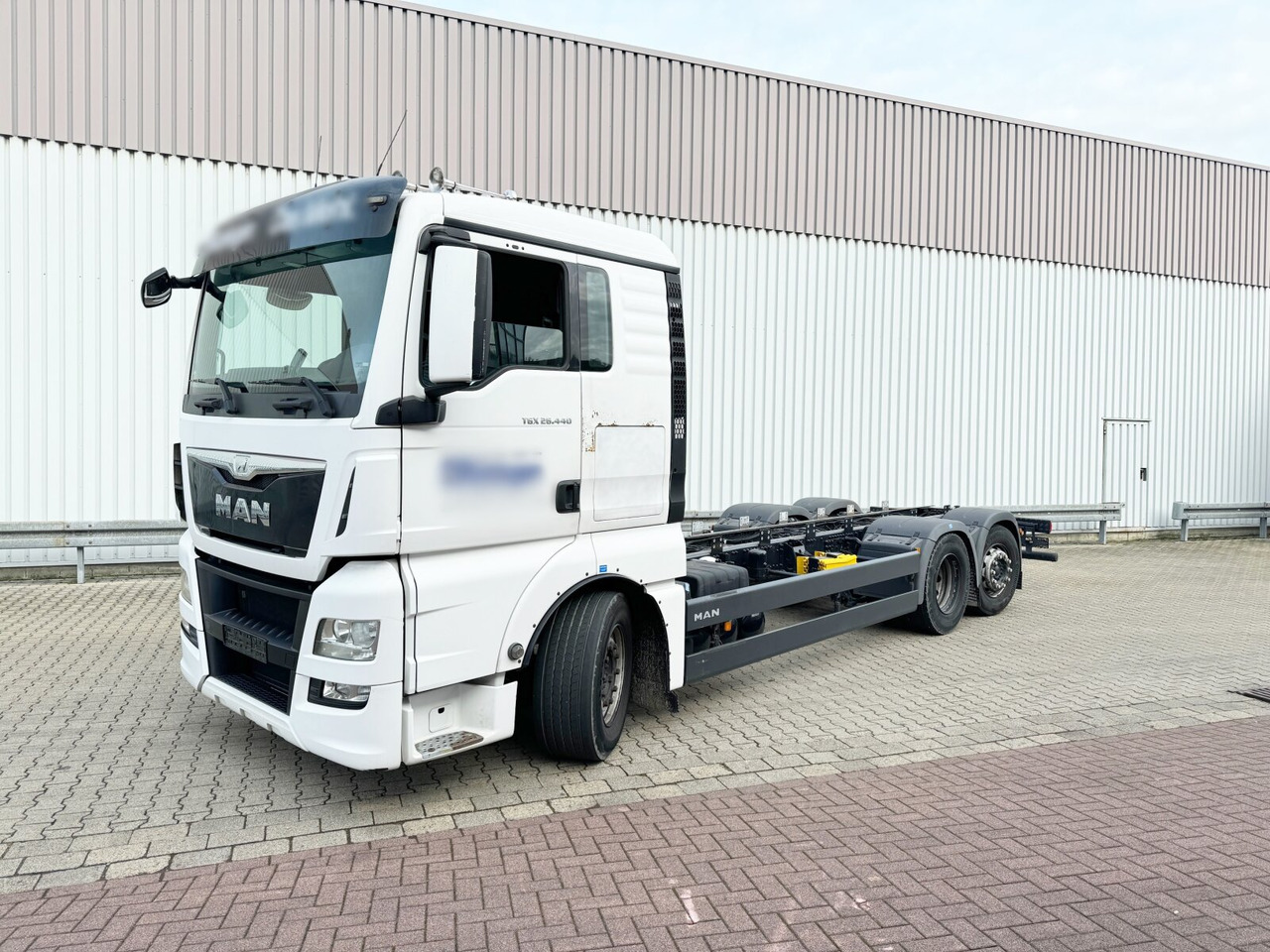 MAN TGX 26.440 6X2-4 LL TGX 26.440 6X2-4 LL, Lift-/Lenkachse - Châssis cabine: photos 1 MAN TGX 26.440 6X2-4 LL TGX 26.440 6X2-4 LL, Lift-/Lenkachse - Châssis cabine: photos 1