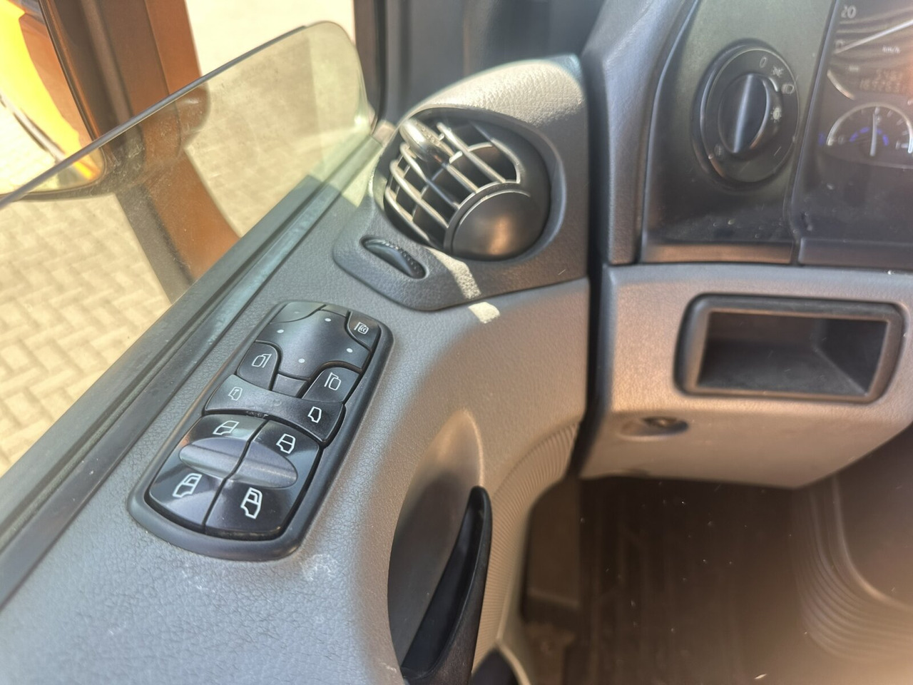 Châssis cabine Mercedes-Benz Actros 2532 L 6x2 Actros 2532/41 L 6x2, EEV, Lenkachse: photos 15 Châssis cabine Mercedes-Benz Actros 2532 L 6x2 Actros 2532/41 L 6x2, EEV, Lenkachse: photos 15