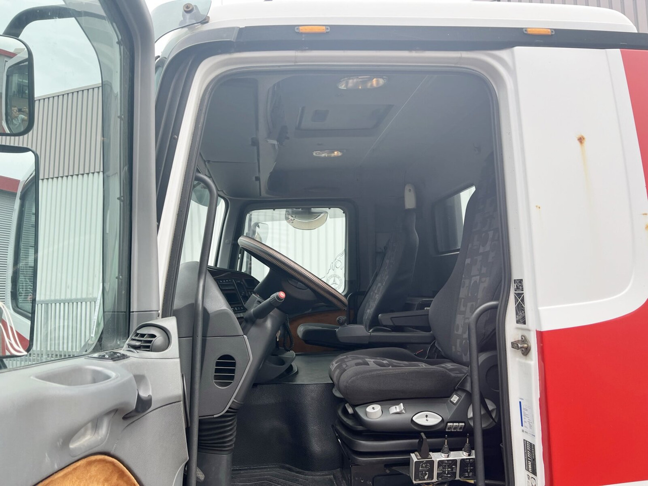 Mercedes-Benz Actros 2546 L 6x2 Actros 2546 L 6x2/48, Lift-/Lenkachse, RK 20.70 bis 7 m Container - Camion ampliroll: photos 2 Mercedes-Benz Actros 2546 L 6x2 Actros 2546 L 6x2/48, Lift-/Lenkachse, RK 20.70 bis 7 m Container - Camion ampliroll: photos 2