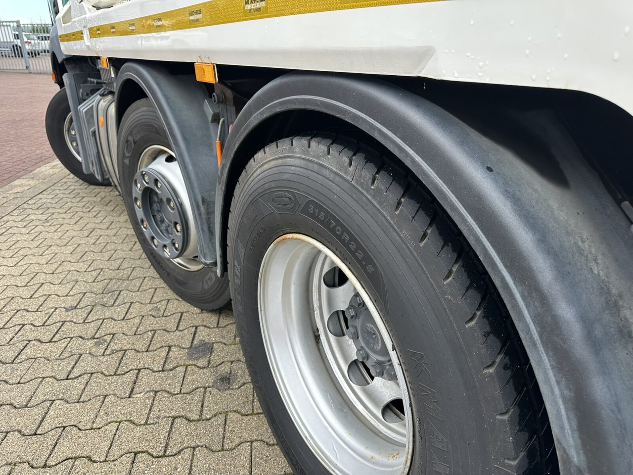Mercedes-Benz Antos 2540 L 6x2 Antos 2540 L 6x2, Vorlauflenk-/Liftachse, Teleabsetzer - Camion multibenne: photos 5 Mercedes-Benz Antos 2540 L 6x2 Antos 2540 L 6x2, Vorlauflenk-/Liftachse, Teleabsetzer - Camion multibenne: photos 5