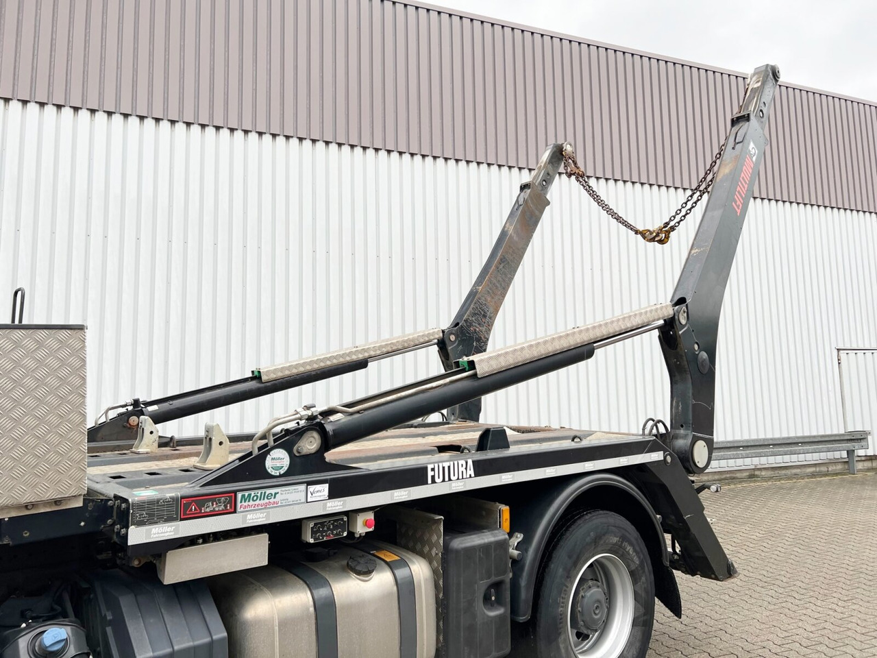 Mercedes-Benz Arocs 1830 K 4x2 Arocs 1830 K 4x2, Funk - Camion multibenne: photos 2 Mercedes-Benz Arocs 1830 K 4x2 Arocs 1830 K 4x2, Funk - Camion multibenne: photos 2