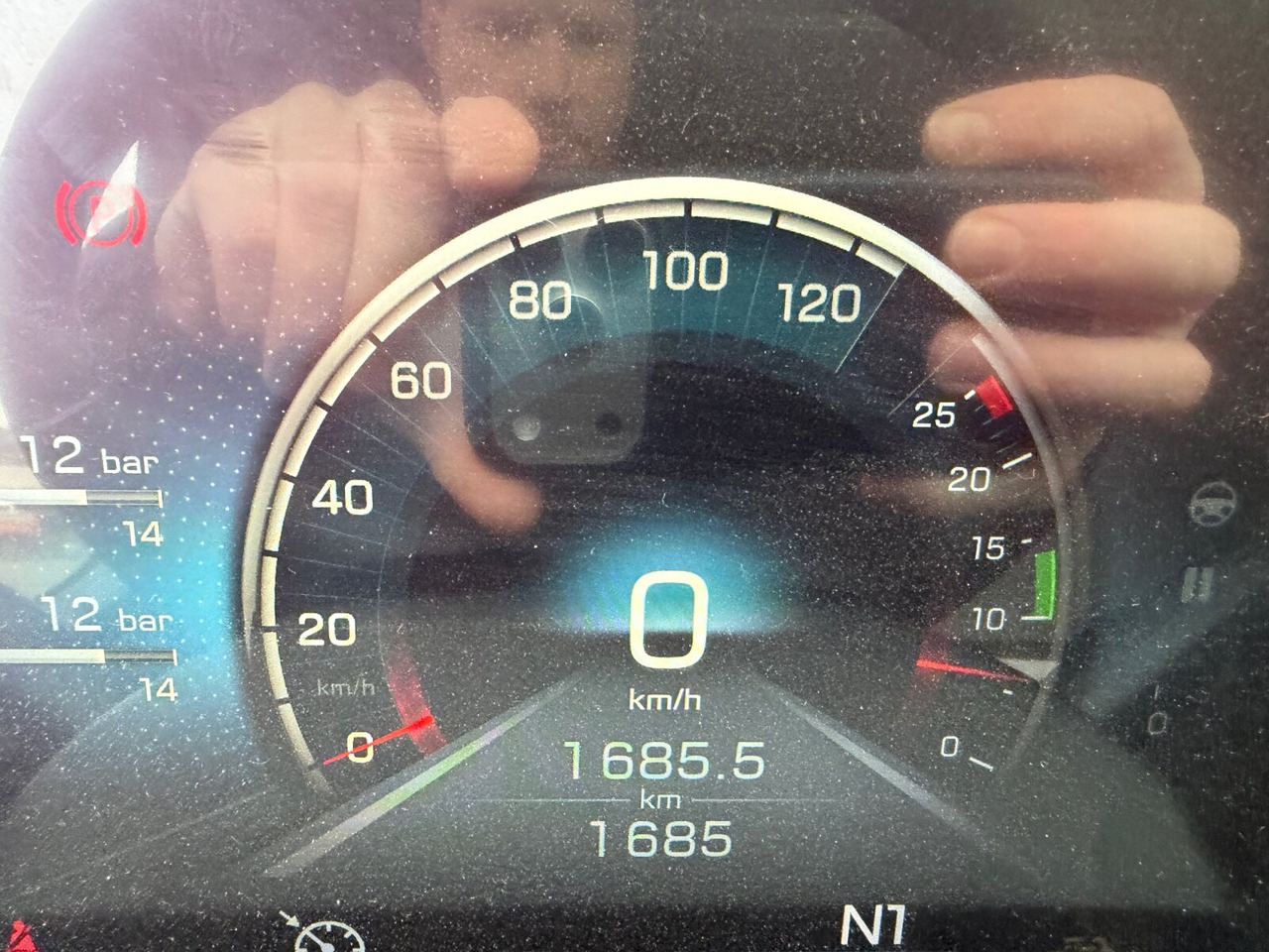 Mercedes-Benz Arocs 1840 K 4x2 Arocs 1840 K 4x2, MultimediaCockpit, 2x Nebenantrieb, NMV & Motorabtrieb - Châssis cabine: photos 3 Mercedes-Benz Arocs 1840 K 4x2 Arocs 1840 K 4x2, MultimediaCockpit, 2x Nebenantrieb, NMV & Motorabtrieb - Châssis cabine: photos 3