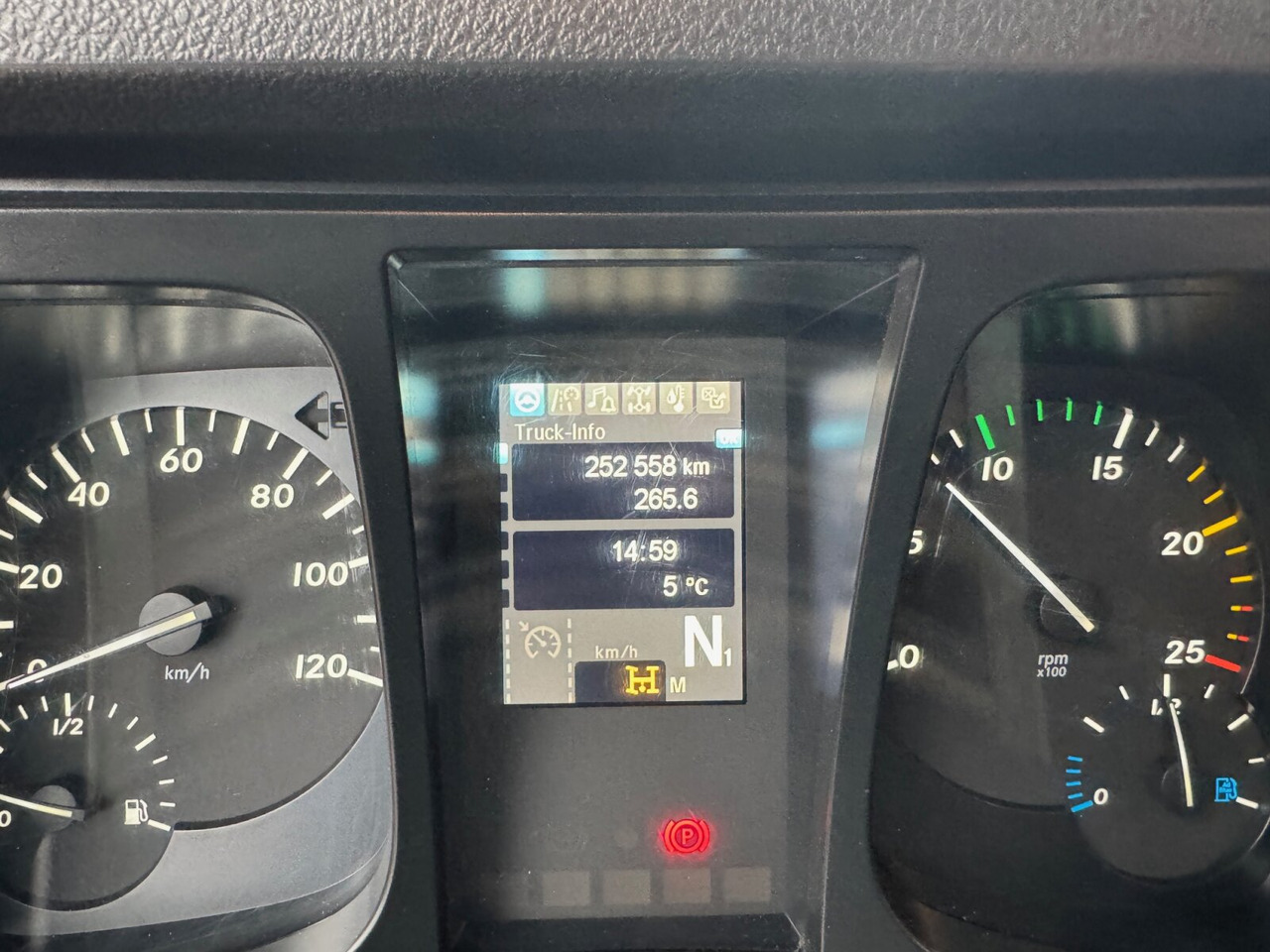 Mercedes-Benz Arocs 2642 6x4 Arocs 2642 6x4 mit Heckkran Atlas AK 186.3 V-2 - Camion grue, Camion plateau: photos 5 Mercedes-Benz Arocs 2642 6x4 Arocs 2642 6x4 mit Heckkran Atlas AK 186.3 V-2 - Camion grue, Camion plateau: photos 5