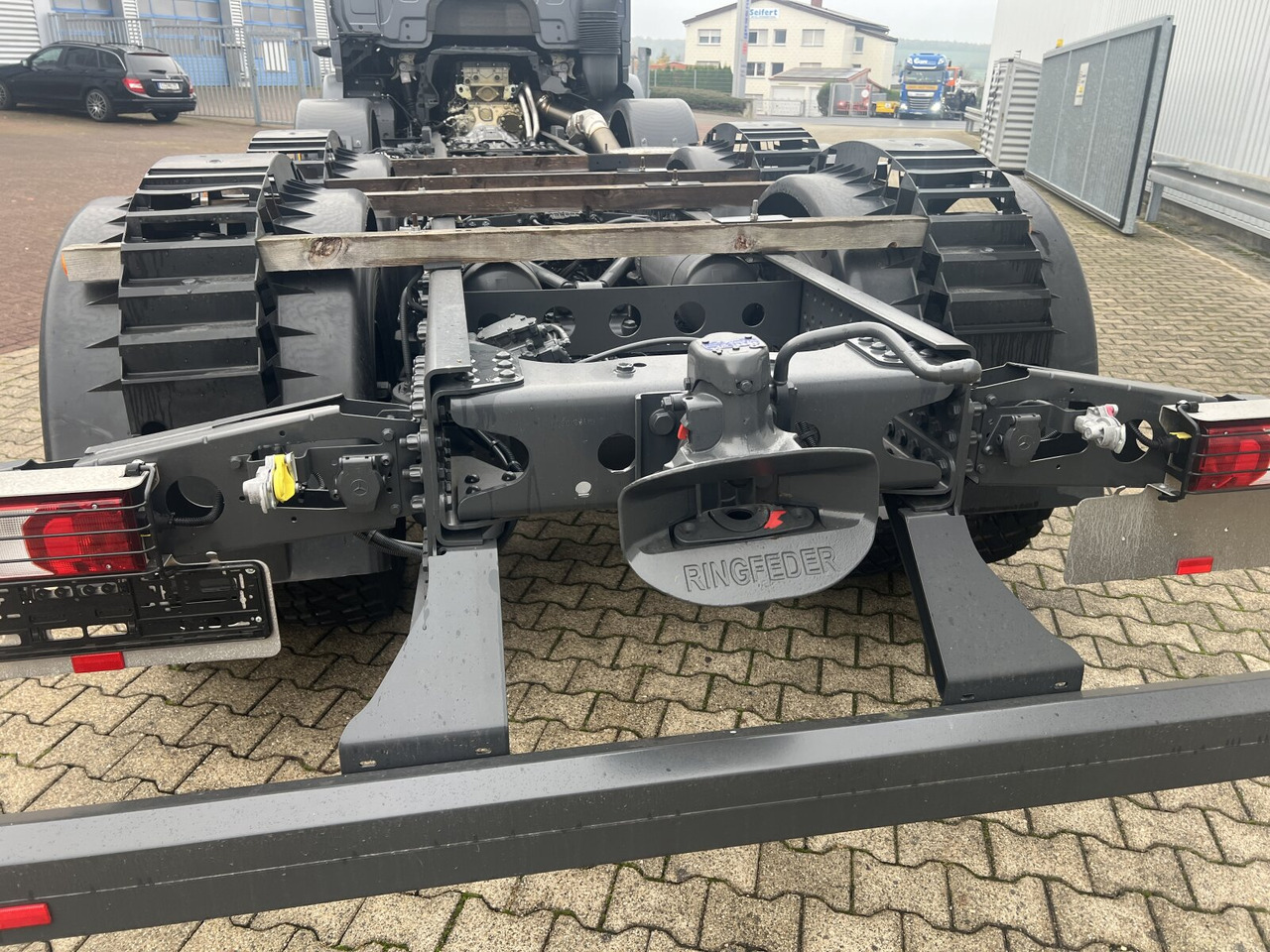 Mercedes-Benz Arocs 3251 L 8x4/4 Arocs 3251 L 8x4/4 - Camion ampliroll: photos 5 Mercedes-Benz Arocs 3251 L 8x4/4 Arocs 3251 L 8x4/4 - Camion ampliroll: photos 5